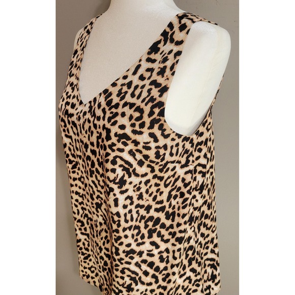 Ekouaer Animal Print Satin Tank Blouse - Picture 4 of 5